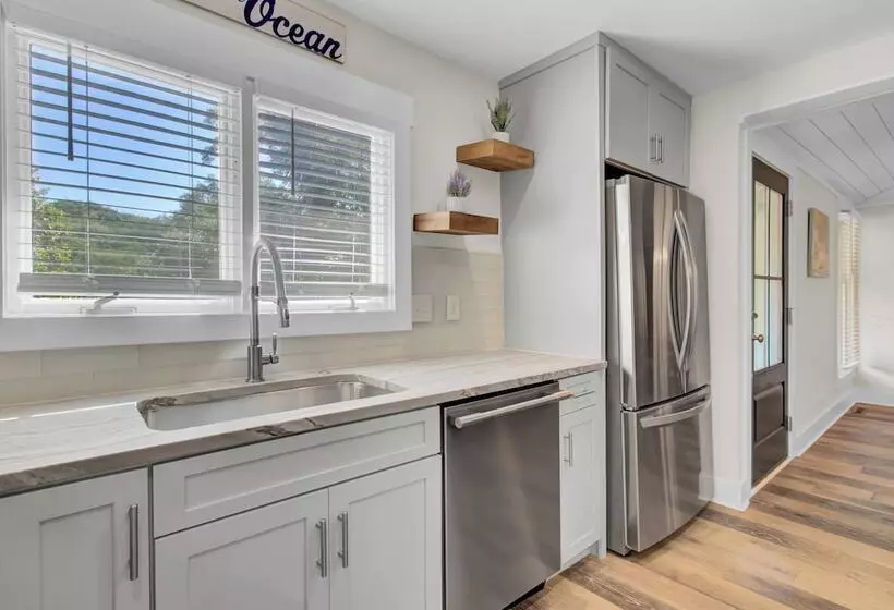 10 Sandcrab Court By Avantstay Beautiful Home W/ Deck, Walk To The Beach