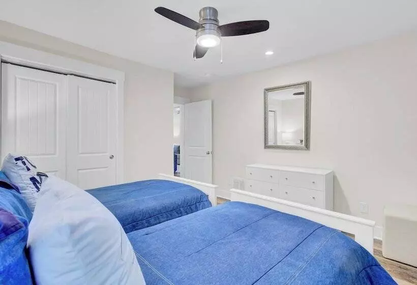 10 Sandcrab Court By Avantstay Beautiful Home W/ Deck, Walk To The Beach