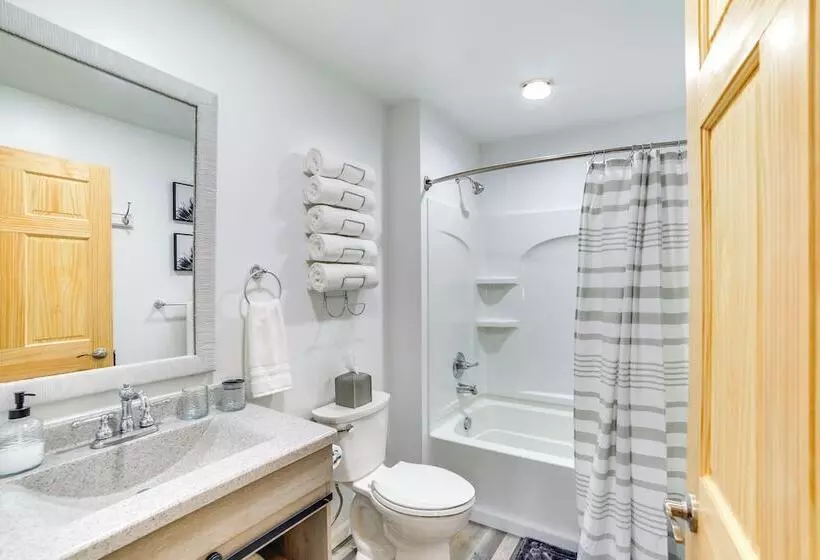 All Season Seney Home W/ Private Yard & Fire Pit!