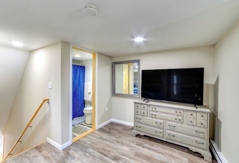 All Season Seney Home W/ Private Yard & Fire Pit!