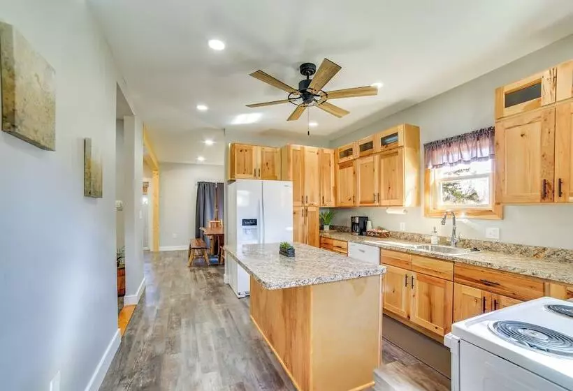 All Season Seney Home W/ Private Yard & Fire Pit!