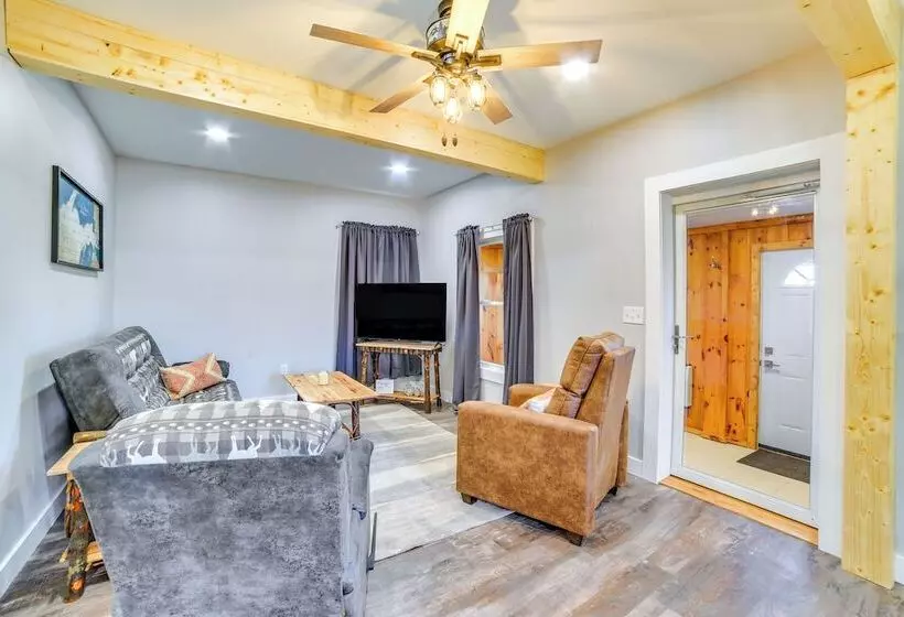 All Season Seney Home W/ Private Yard & Fire Pit!