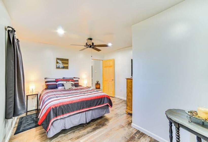 All Season Seney Home W/ Private Yard & Fire Pit!