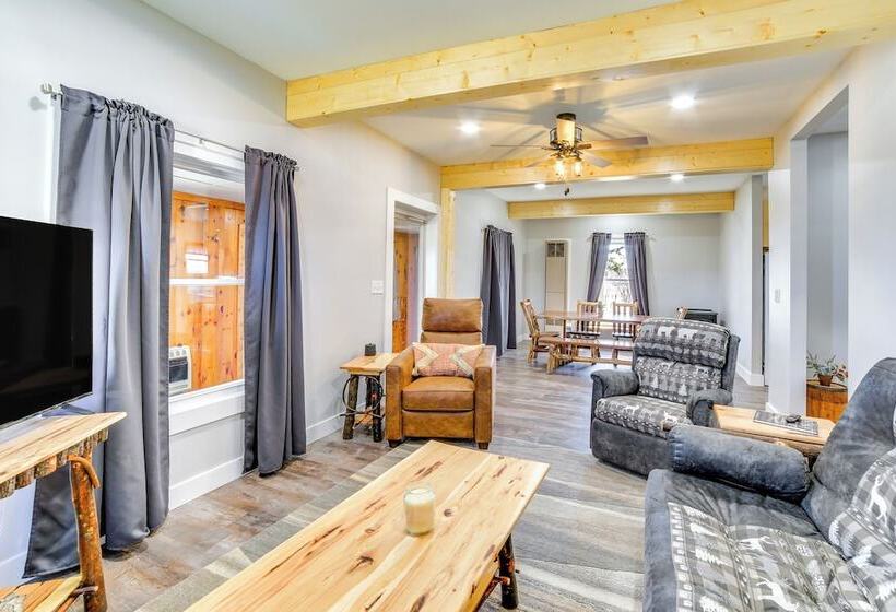 All Season Seney Home W/ Private Yard & Fire Pit!