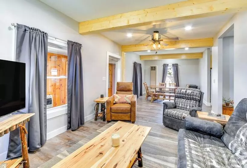 All Season Seney Home W/ Private Yard & Fire Pit!