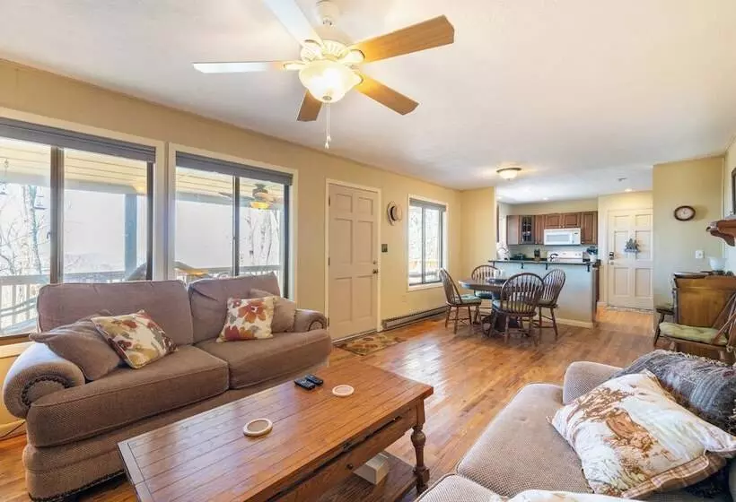 Ash Vale By Avantstay Spacious Deck W/ Views, Ping Pong Table