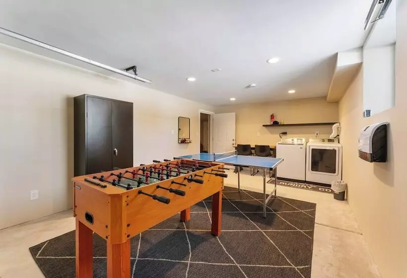 Birchwood By Avantstay Game Room + Lake Access