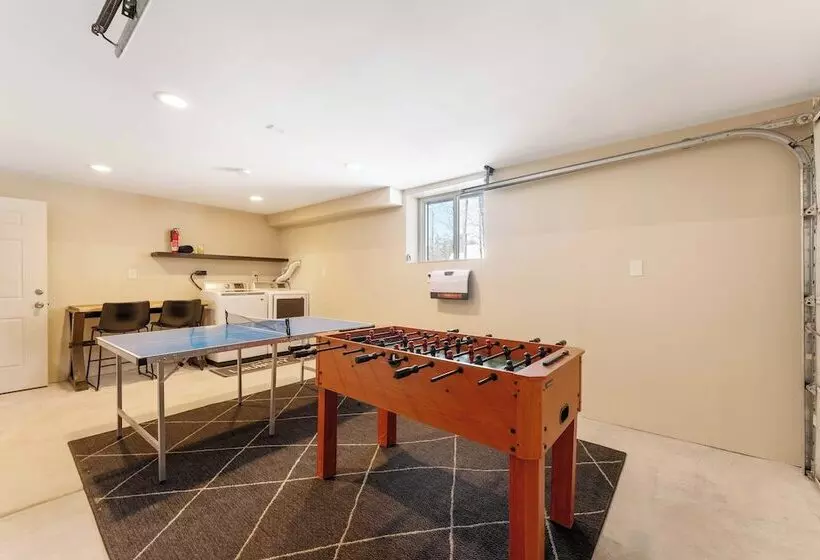 Birchwood By Avantstay Game Room + Lake Access