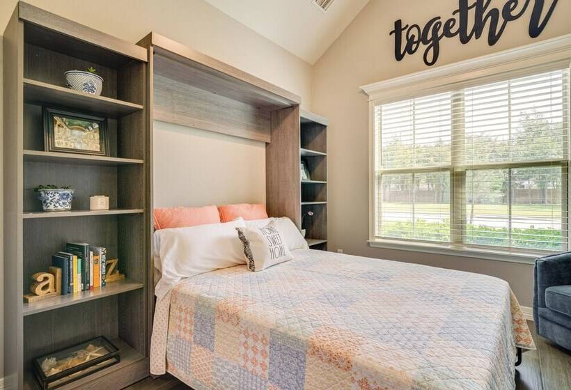 Bryan Home W/ Covered Patio: 6 Mi To Texas A&m!