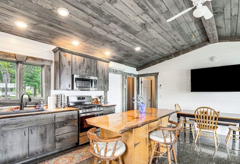 Charming Minnesota Cabin W/ Dock On Big Pine Lake!