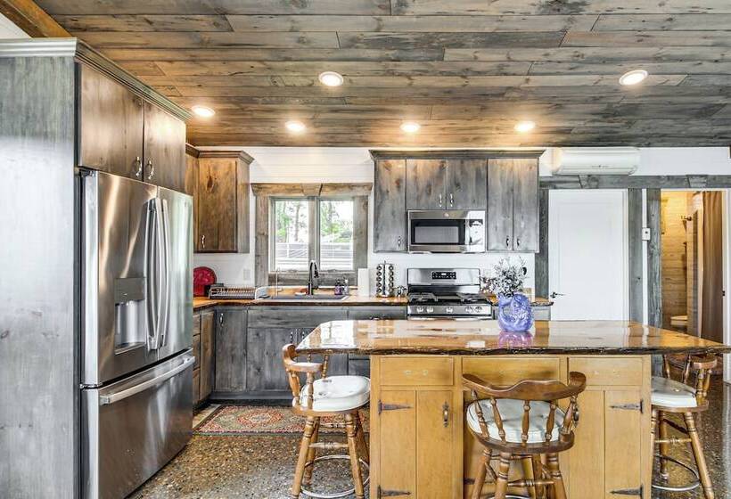 Charming Minnesota Cabin W/ Dock On Big Pine Lake!