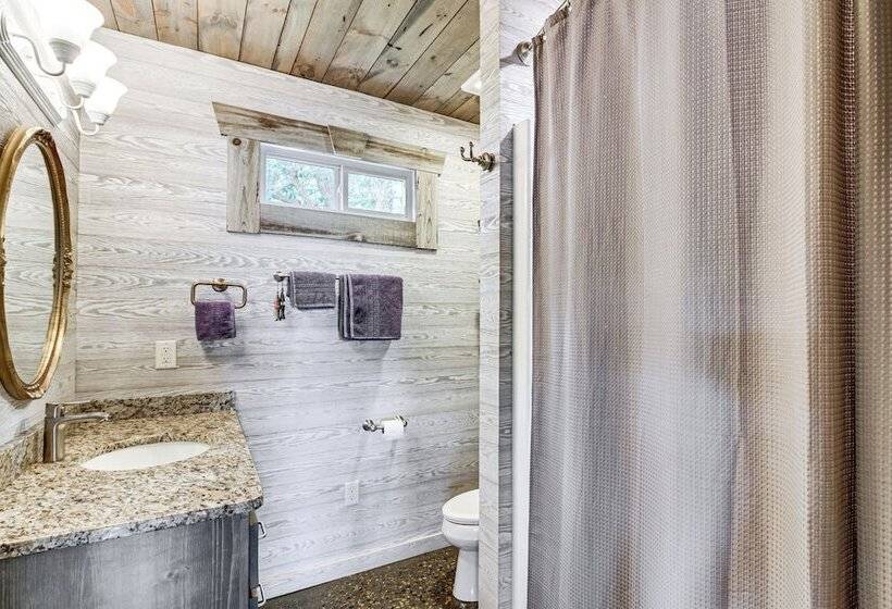 Charming Minnesota Cabin W/ Dock On Big Pine Lake!