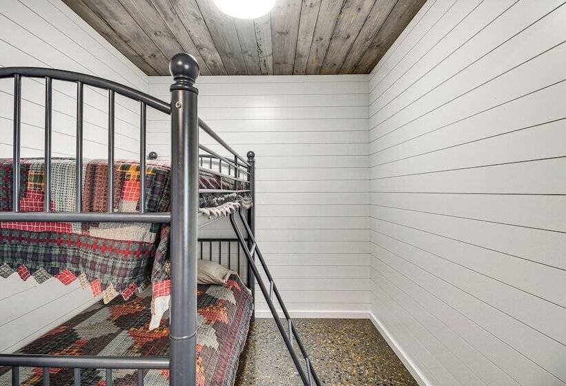 Charming Minnesota Cabin W/ Dock On Big Pine Lake!