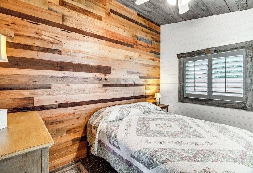 Charming Minnesota Cabin W/ Dock On Big Pine Lake!