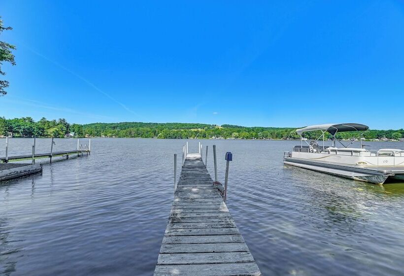 Cottage On Lamoka Lake W/ Deck, Grill & 3 Kayaks