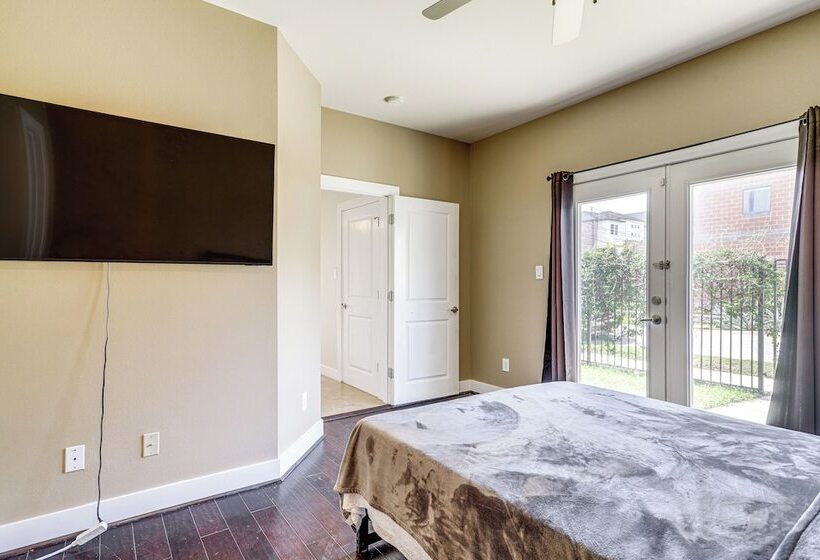 Houston Home W/ Rooftop Patio 3 Mi To Downtown!