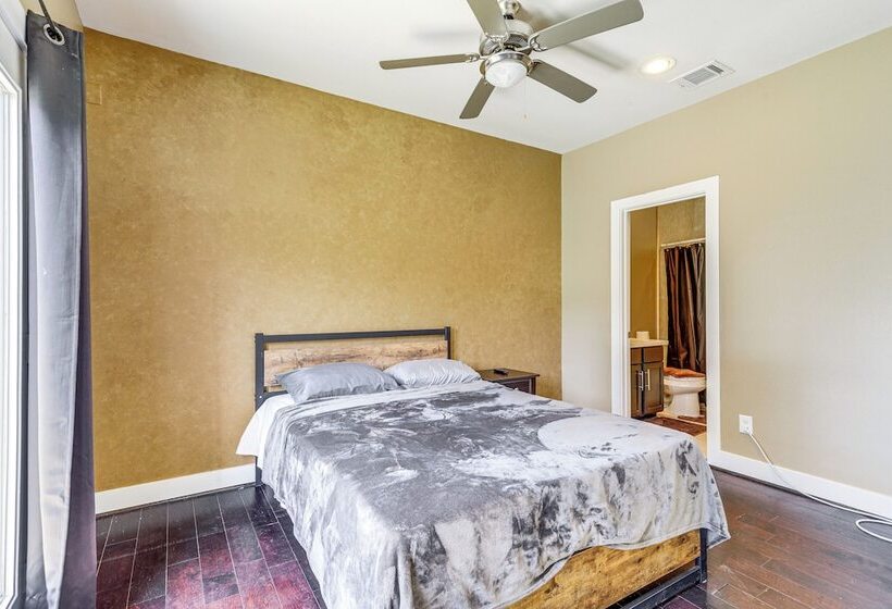 Houston Home W/ Rooftop Patio 3 Mi To Downtown!
