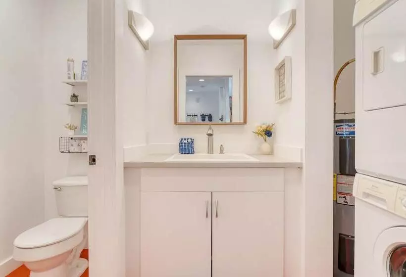 Lolis Place By Avantstay Walk To The Beach + Private Hot Tub