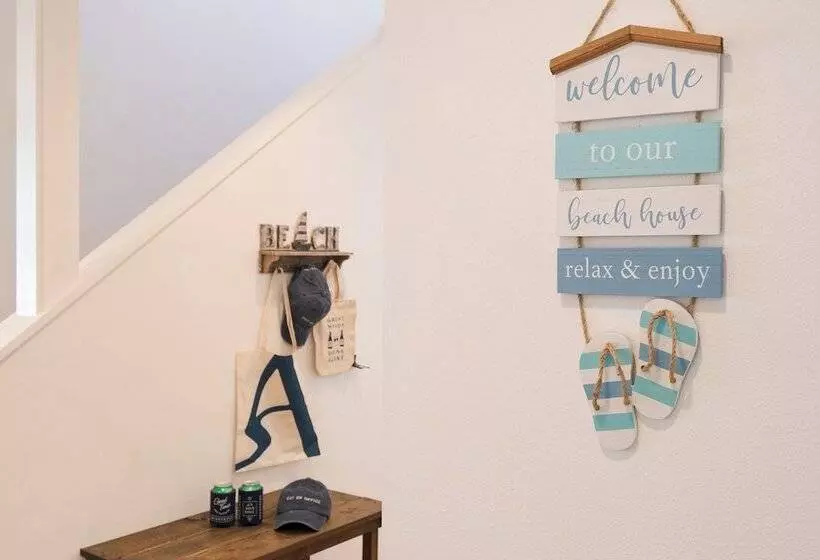 Lolis Place By Avantstay Walk To The Beach + Private Hot Tub