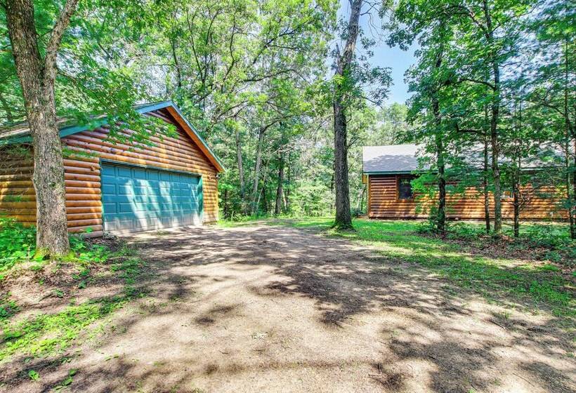 Peaceful Wautoma Retreat W/ Deck On 10 Acres!