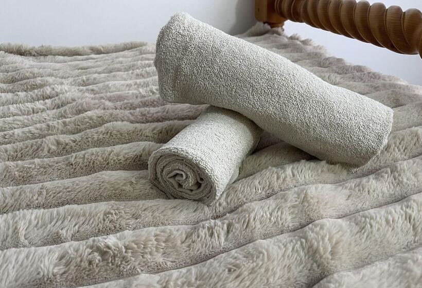 اقامتگاه Dartford Family Retreat