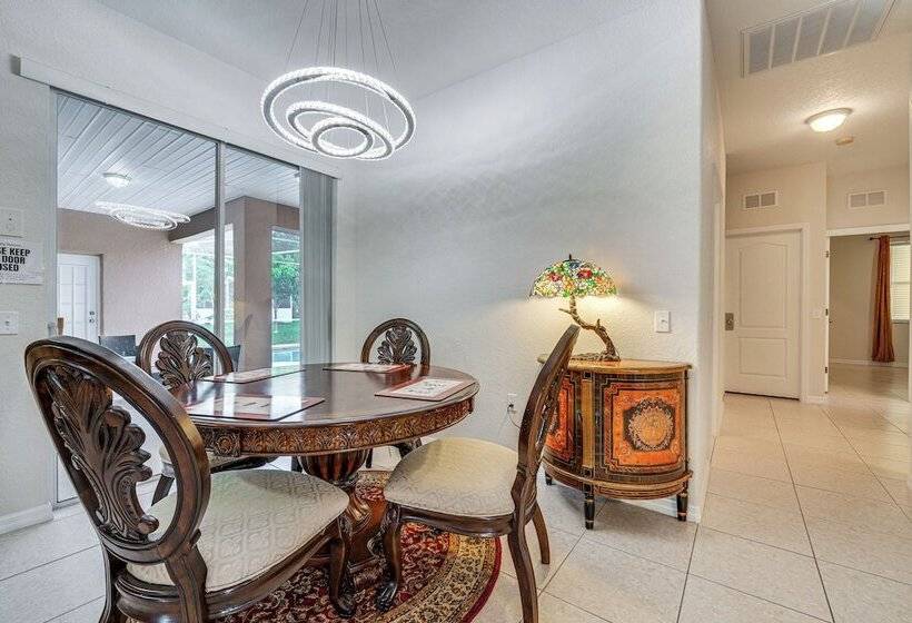 Private Pool: Spacious & Elegant Haines City Home!