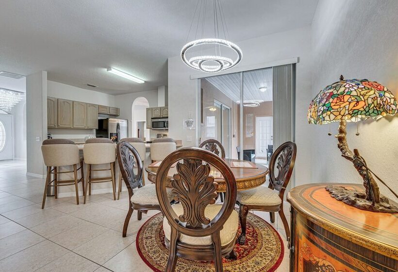 Private Pool: Spacious & Elegant Haines City Home!