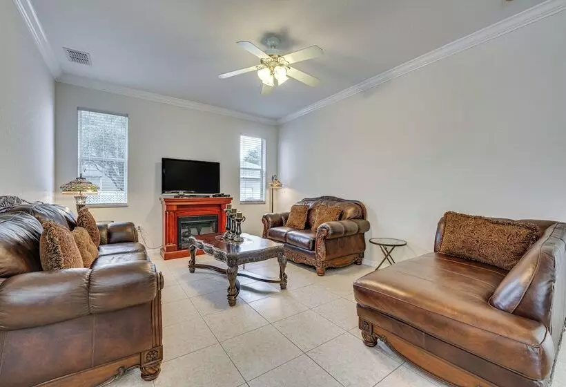 Private Pool: Spacious & Elegant Haines City Home!