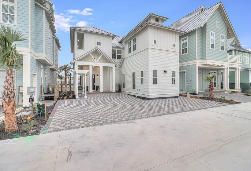 Sunday Funday 114 Bar