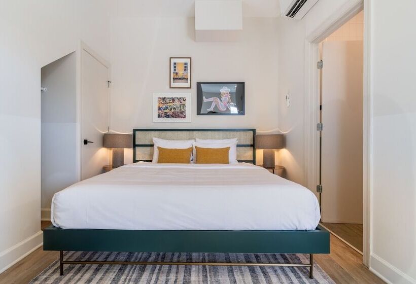 The Conway 5 Br Buyout W/ Deck In Music City