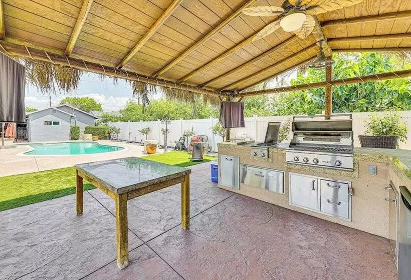 West Covina Gem W/ Pool: 25 Mi To Disneyland!