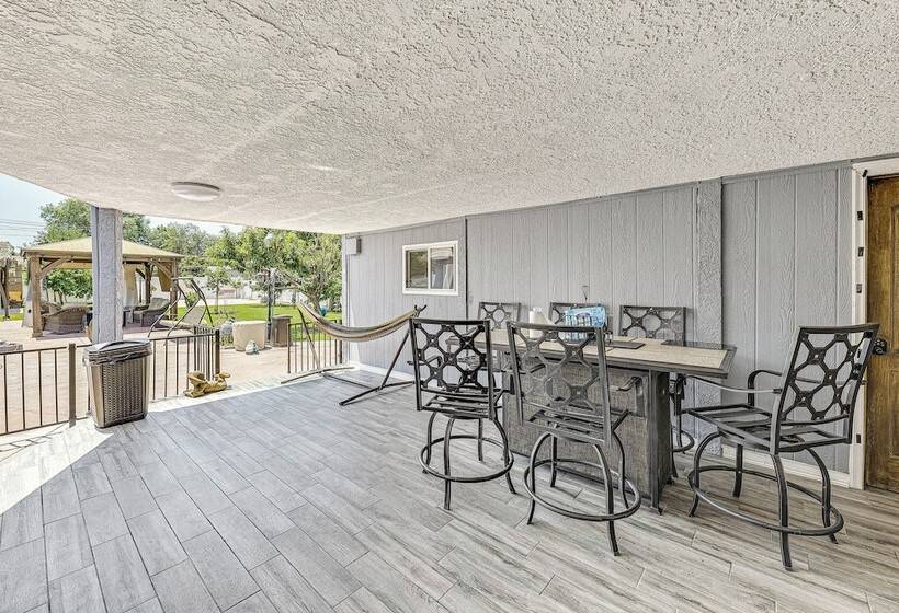 West Covina Gem W/ Pool: 25 Mi To Disneyland!