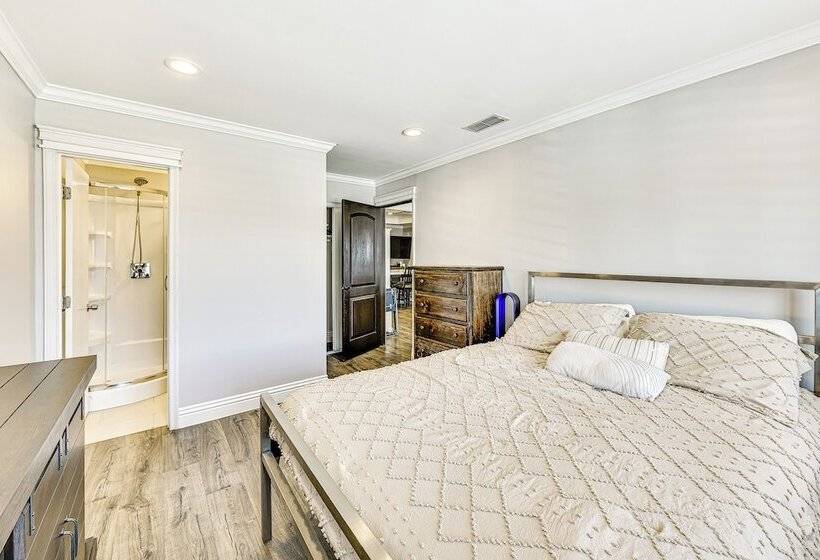 West Covina Gem W/ Pool: 25 Mi To Disneyland!