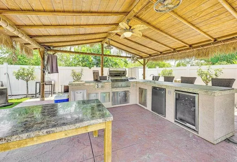 West Covina Gem W/ Pool: 25 Mi To Disneyland!