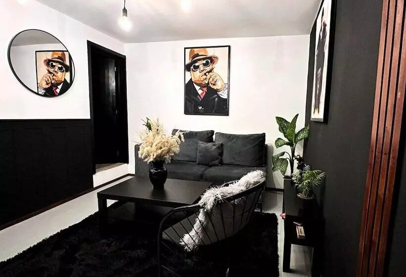 ベッドアンドブレックファースト Homsty