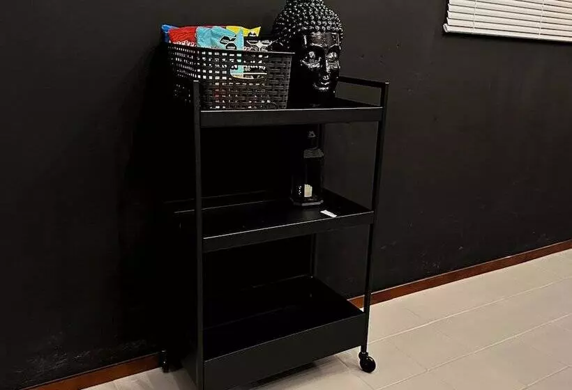 ベッドアンドブレックファースト Homsty