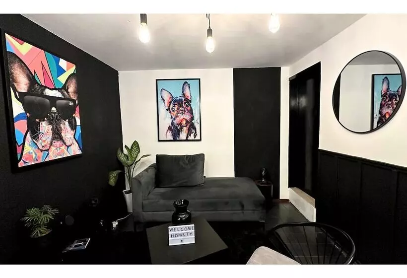 ベッドアンドブレックファースト Homsty