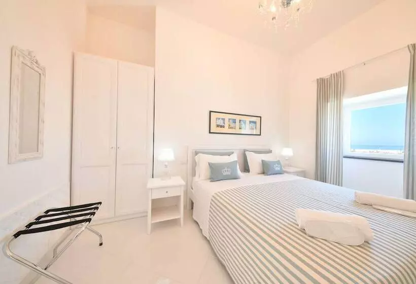 تختخواب و صبحانه King Suite Luxury Rooms