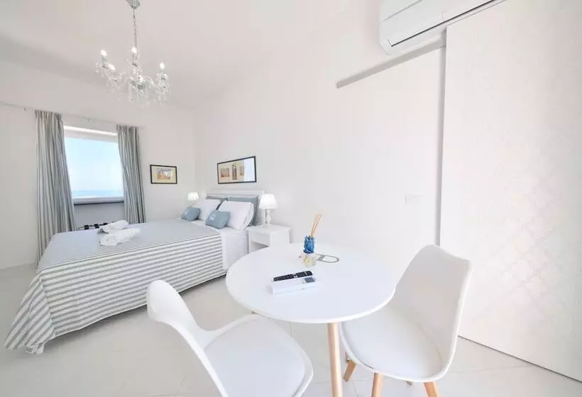 تختخواب و صبحانه King Suite Luxury Rooms