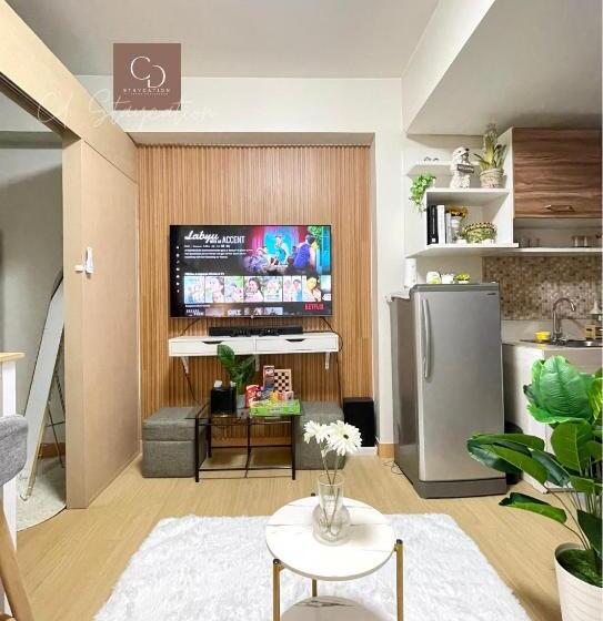 Cd Staycation Unit 4 At Trees Residences