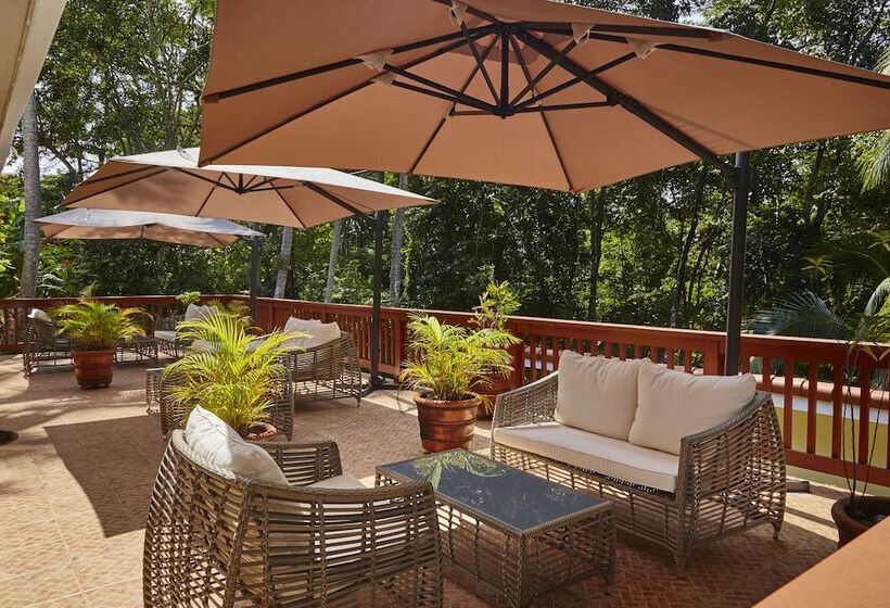 Contadora Island Inn B&b