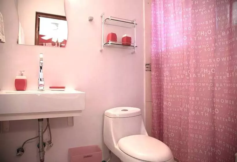 Contadora Island Inn B&b