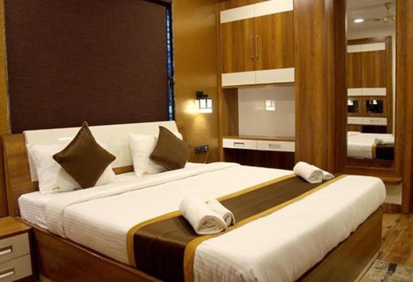 Fabhotel Prime Tiyara Inn