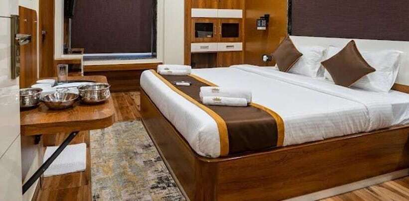 Fabhotel Prime Tiyara Inn