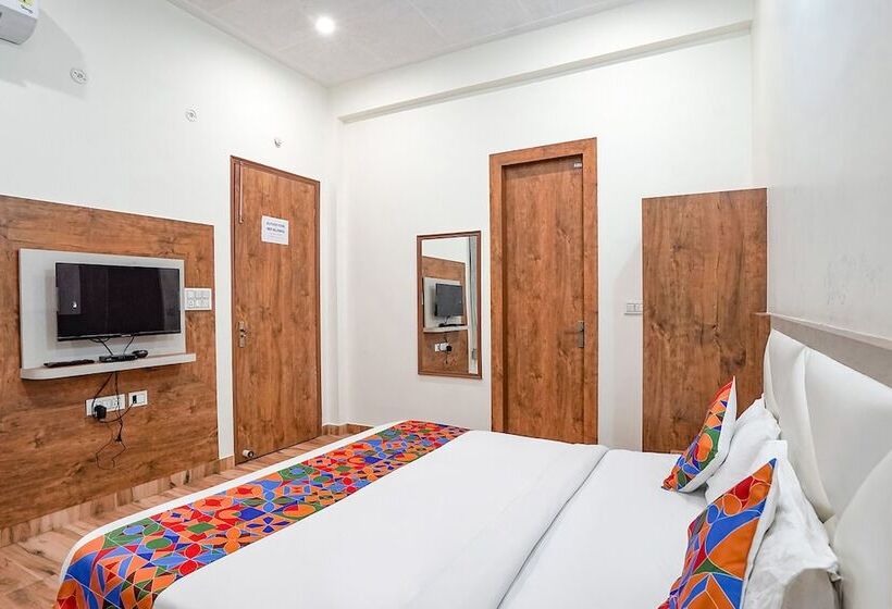 Fabhotel Sirtaj Suits