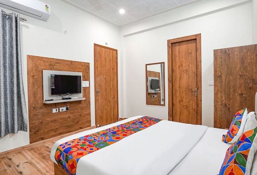 Fabhotel Sirtaj Suits