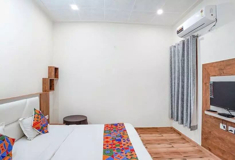 Fabhotel Sirtaj Suits