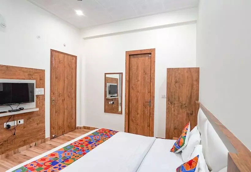 Fabhotel Sirtaj Suits