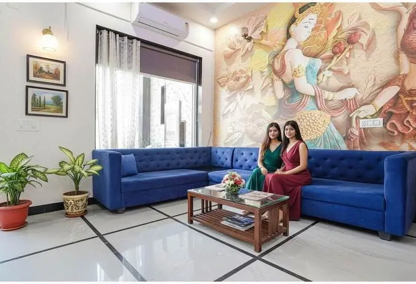 Fabhotel Sirtaj Suits