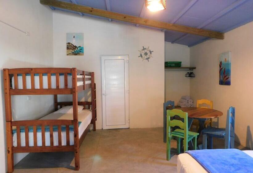 مسافرخانه El Arrecife Martin Pescador